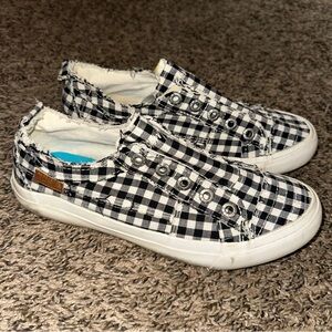 Stylish Black and White Checkered Slip-On Sneakers
